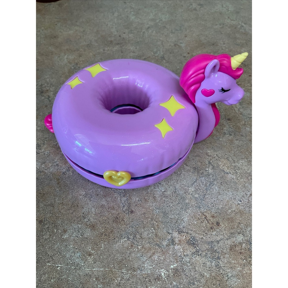 Polly Pocket Donut Pajama Party Unicorn Slumber Party Compact Playset‎ Purple